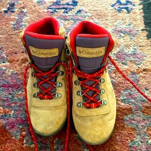 Columbia hiking boots . Worn maybe 5 times